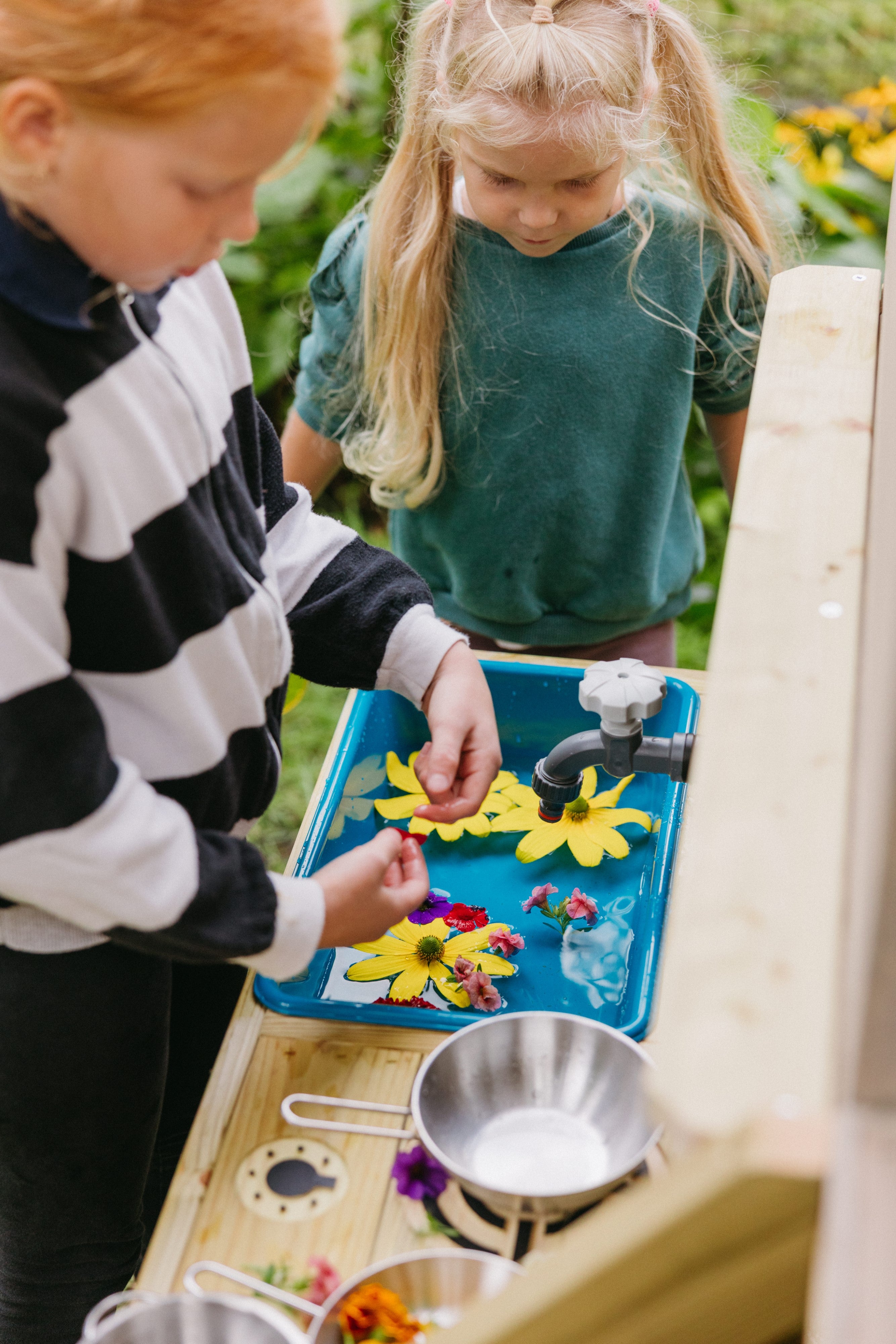 M50-K Adventure Cottage House with Platform, Slide  and Single Swing + Kitchen Attachment