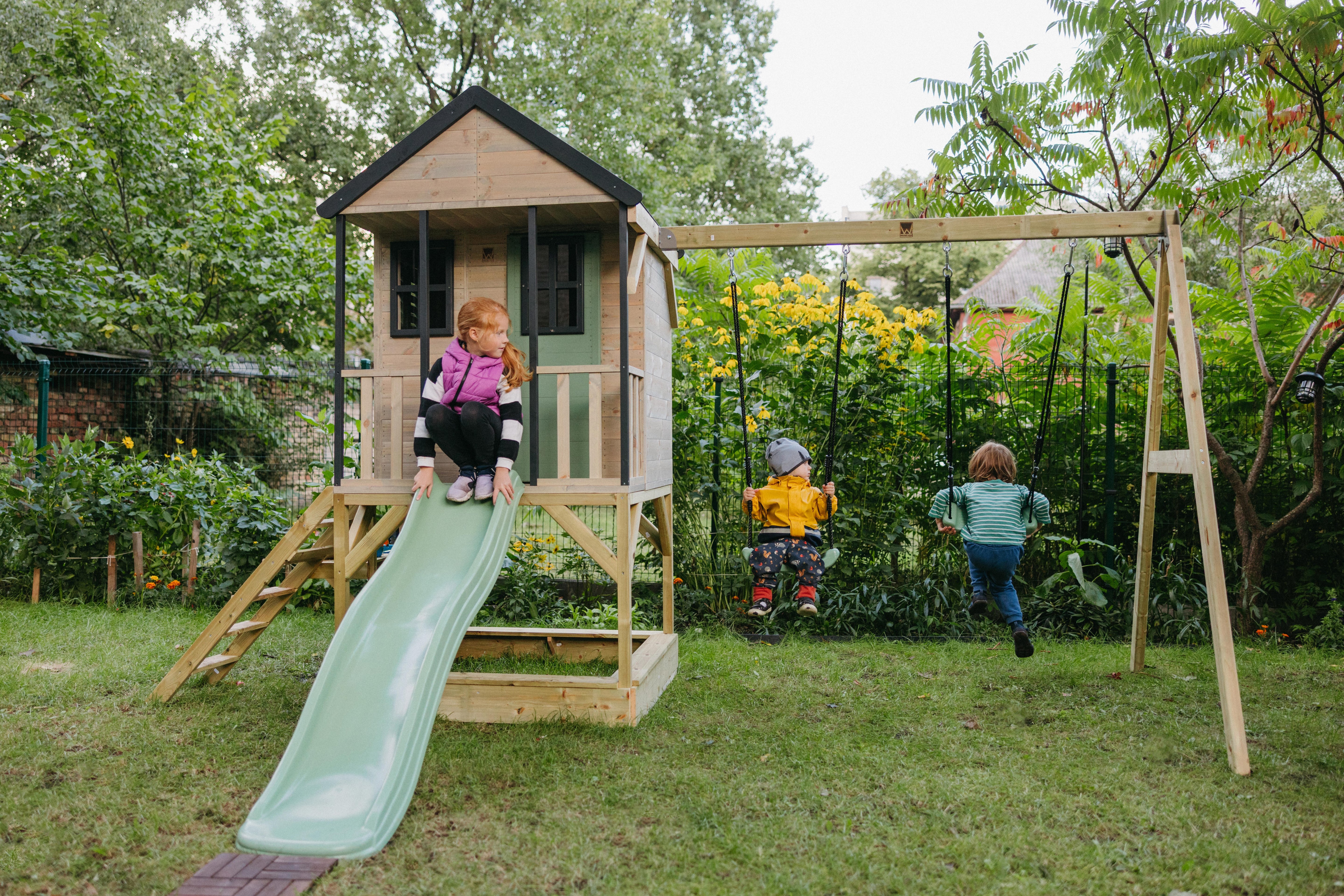 M60 Adventure Cottage House with Platform, Slide and Double Swing