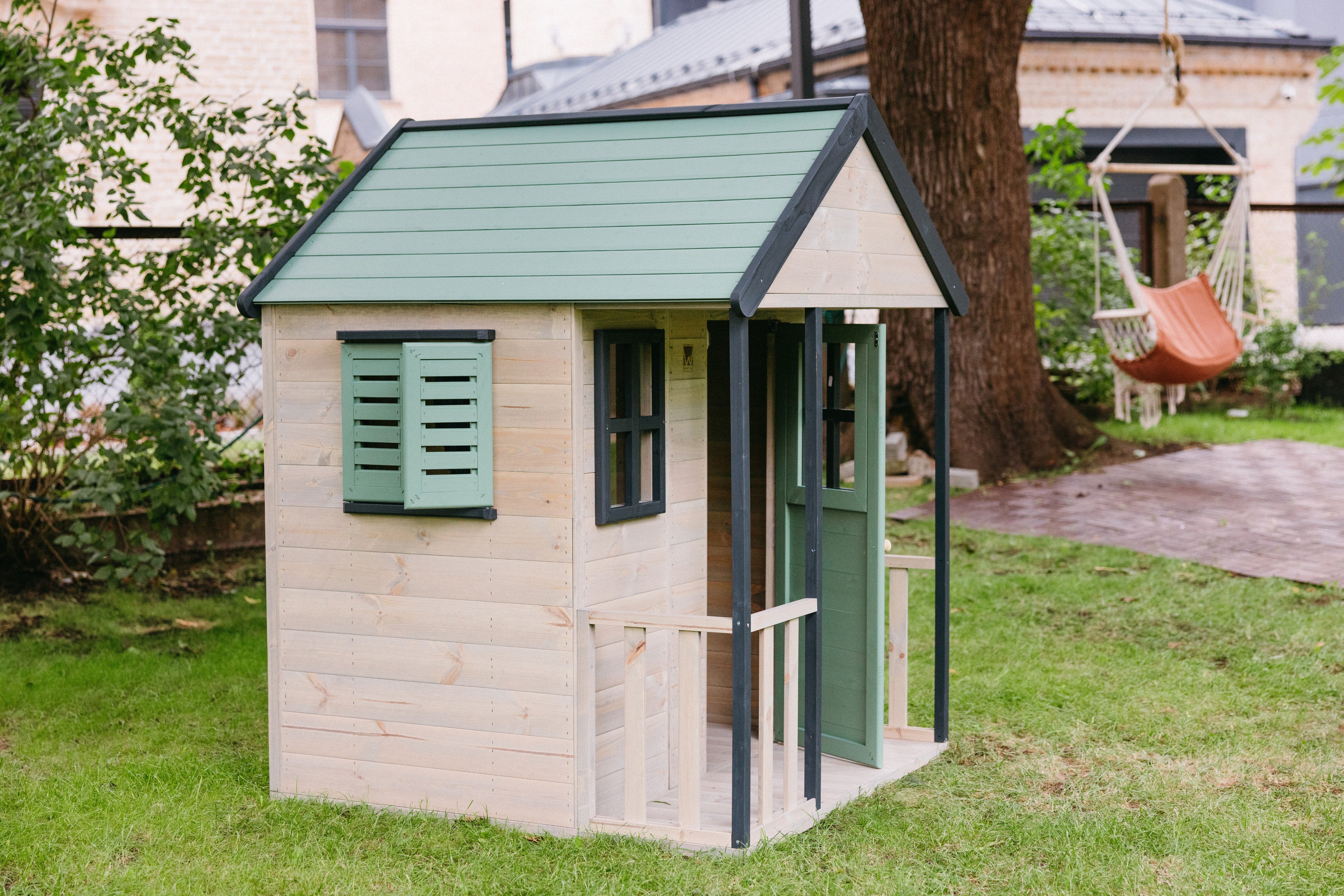 M46 Playhouse Adventure Cottage House