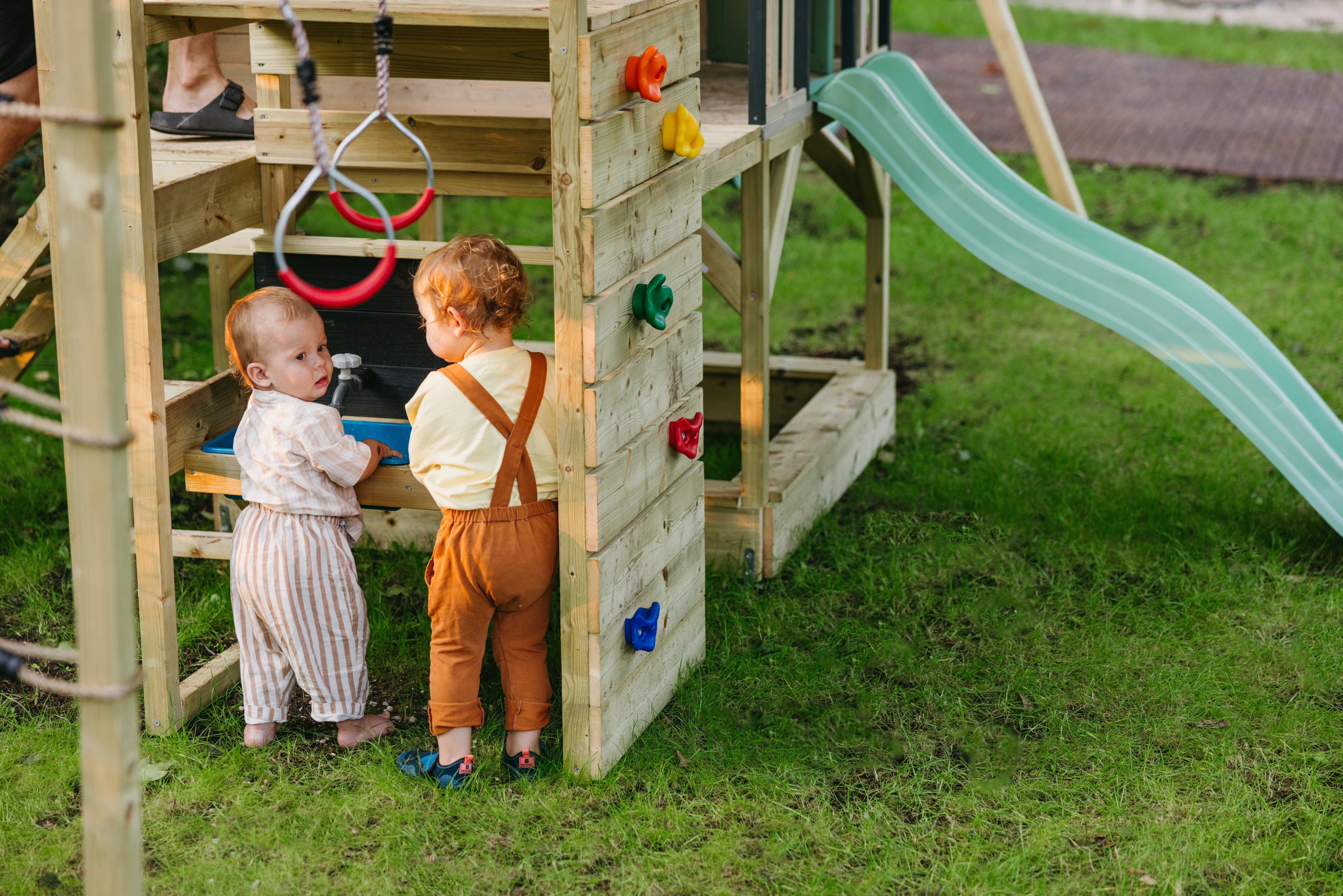 M60-GK Adventure Cottage House with Platform, Slide and Double Swing + Gym & Kitchen Attachment