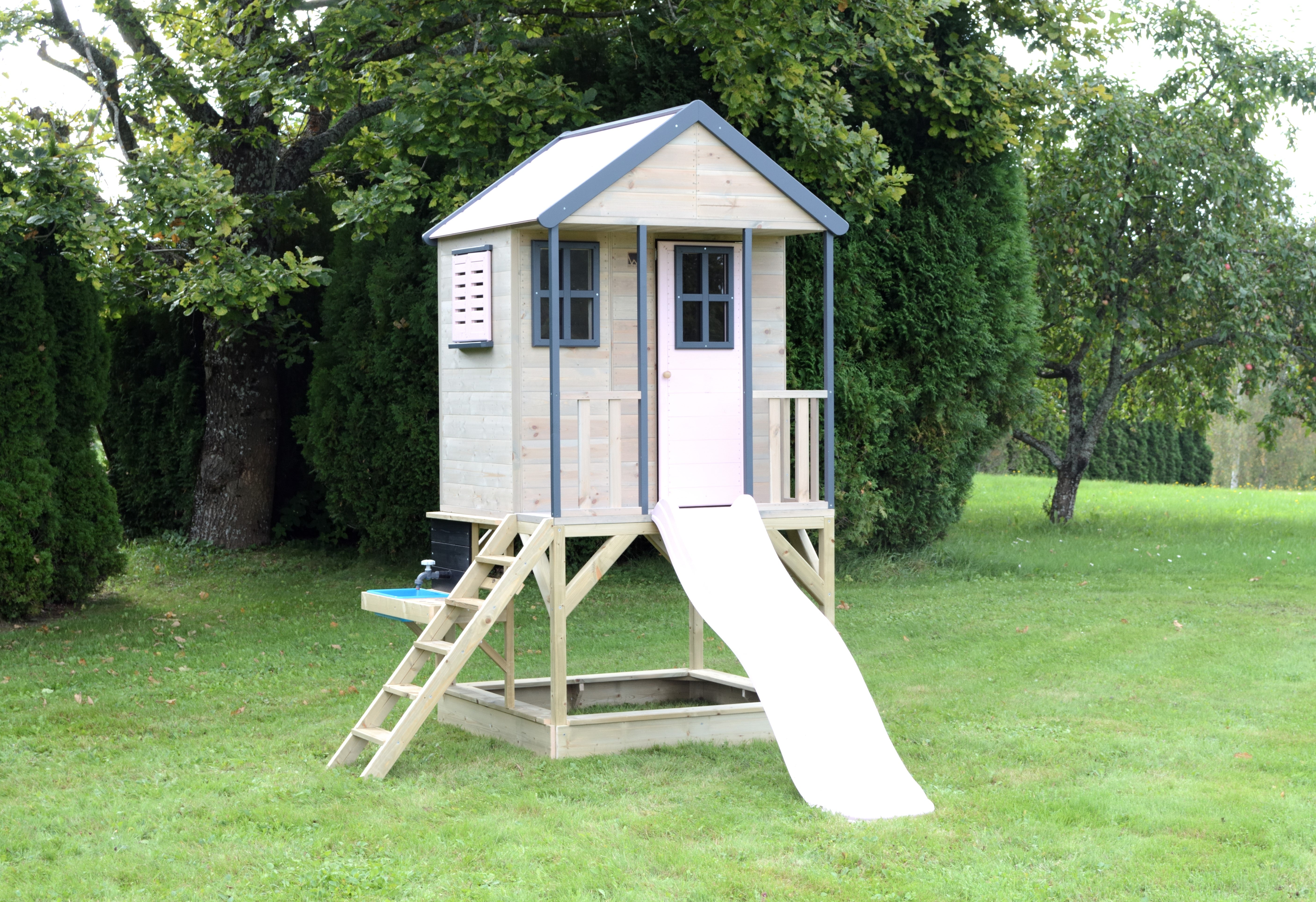M48-K Adventure Cottage House with Platform and Slide + Kitchen Attachment