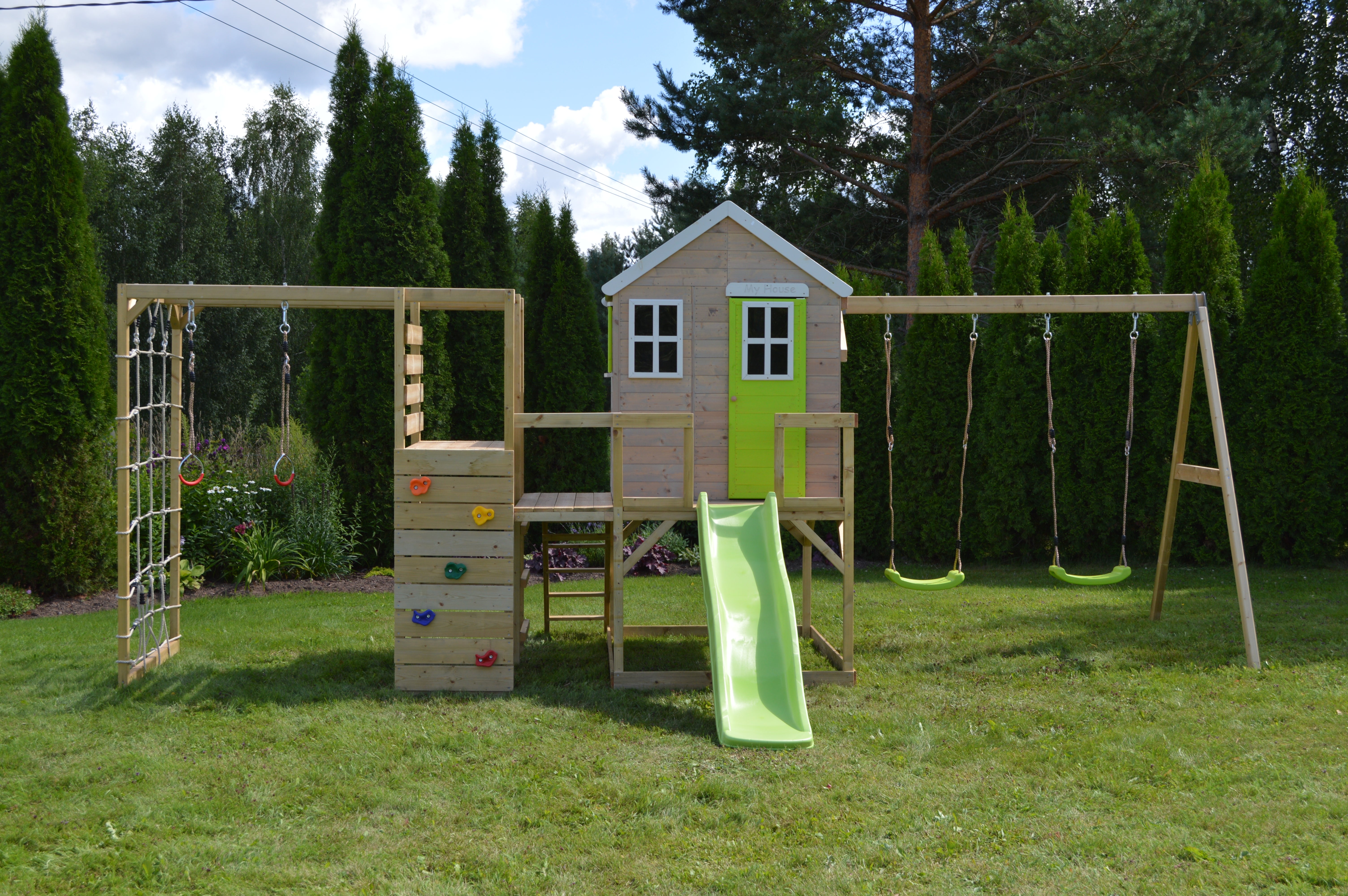 Wendi Toys M28-G My Lodge with Platform, Slide and Double Swing +